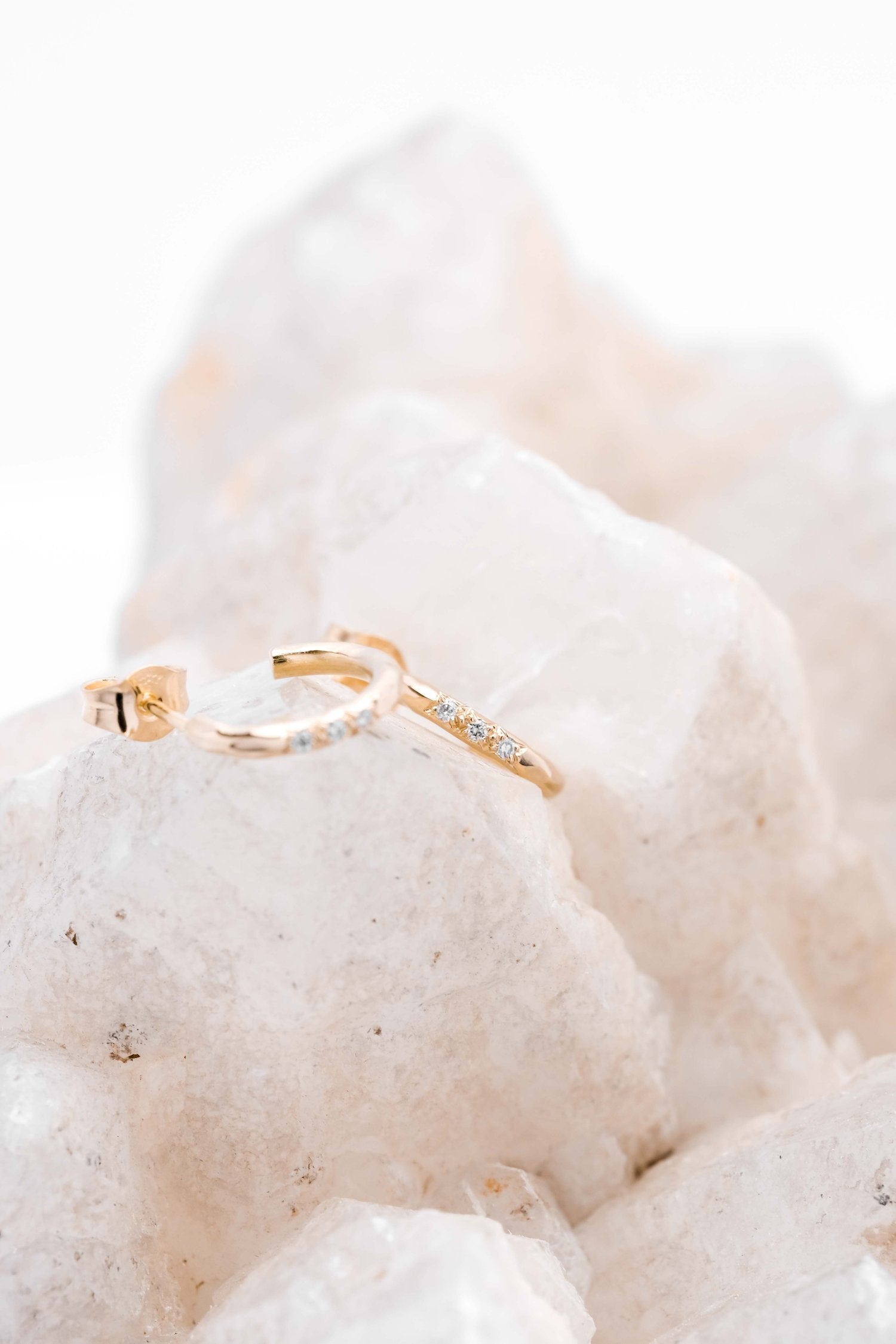 SOLIS EARRINGS