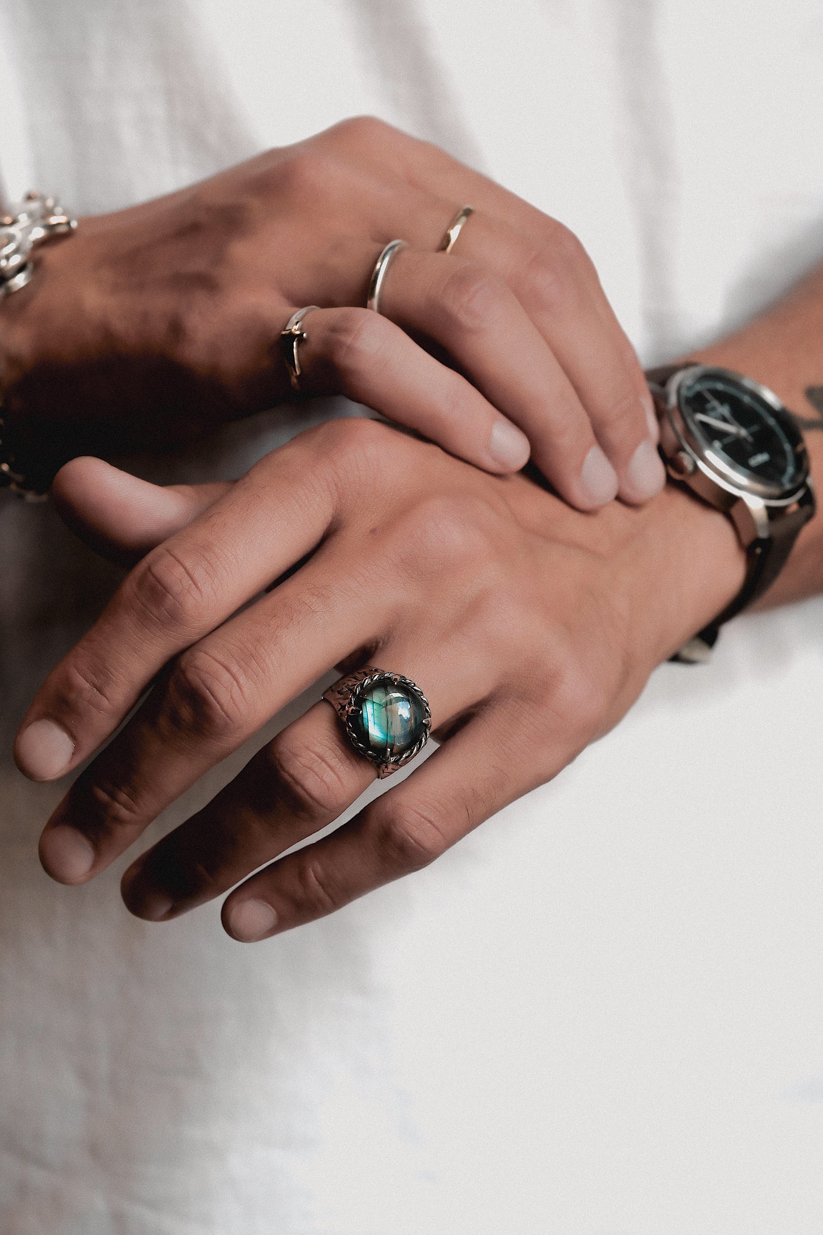 ZEPHYR SIGNET RING