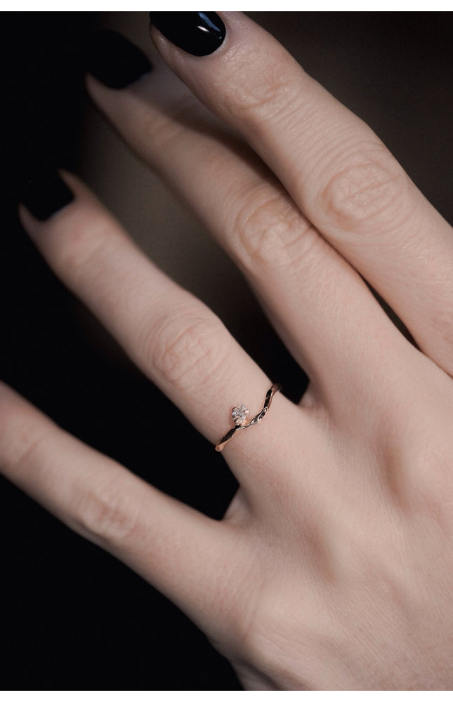 SOLITAIRE POIRE TINY LINE 0.15CT