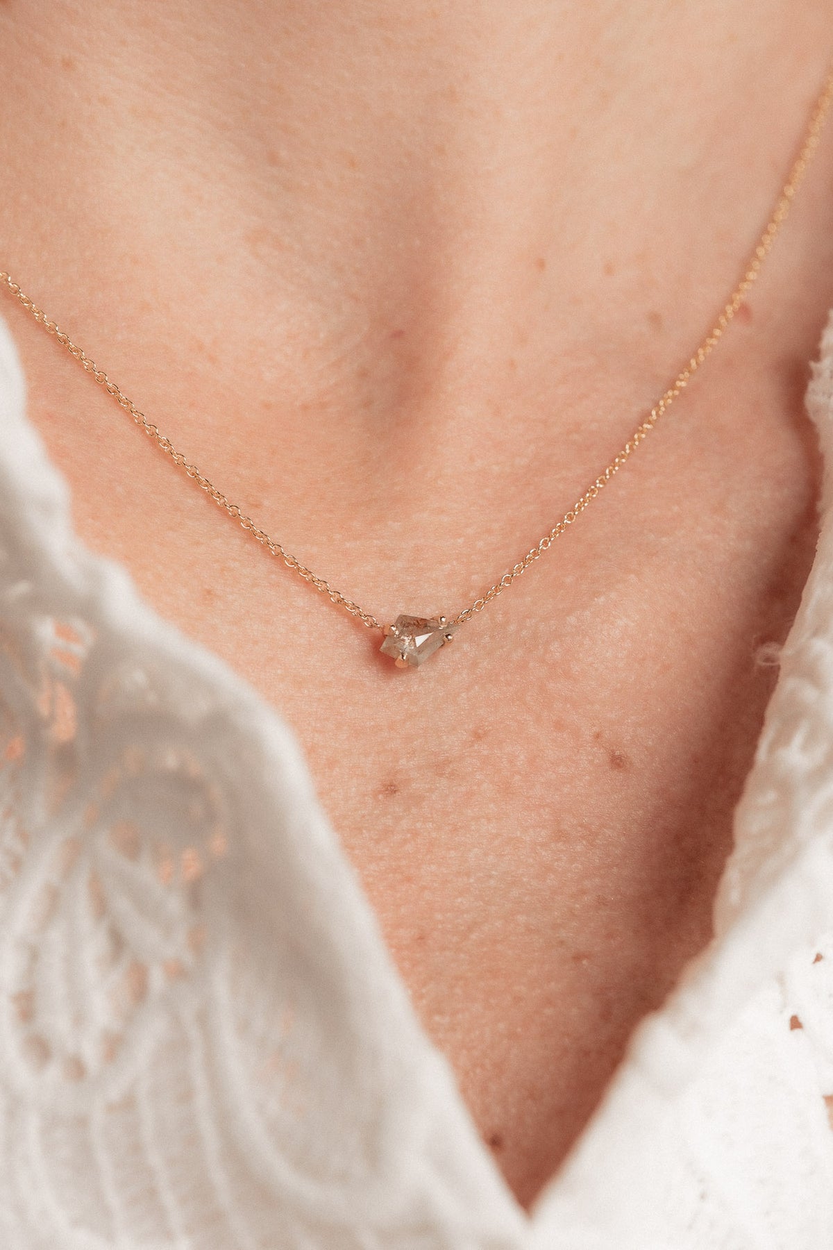 PEACH NECKLACE