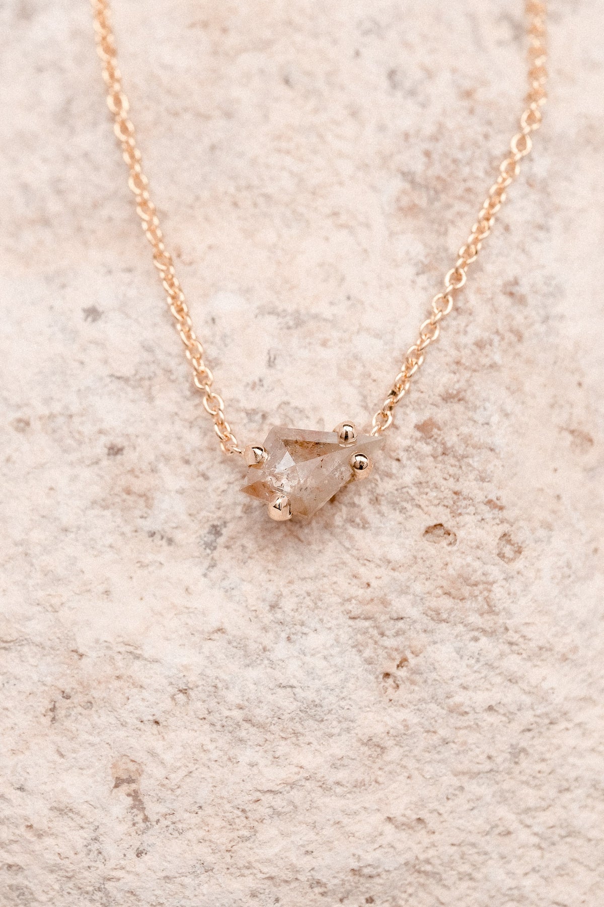 PEACH NECKLACE