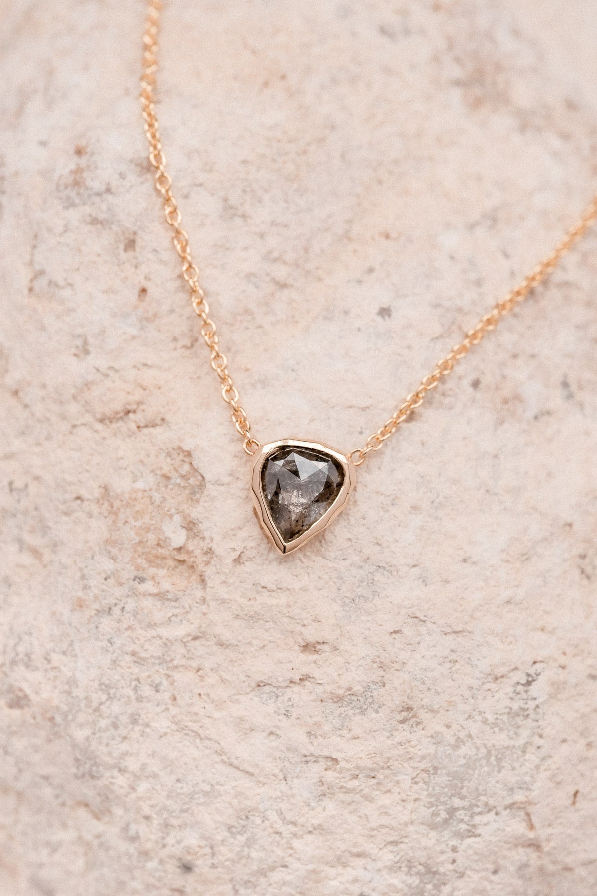 SALT & PEPPER NECKLACE