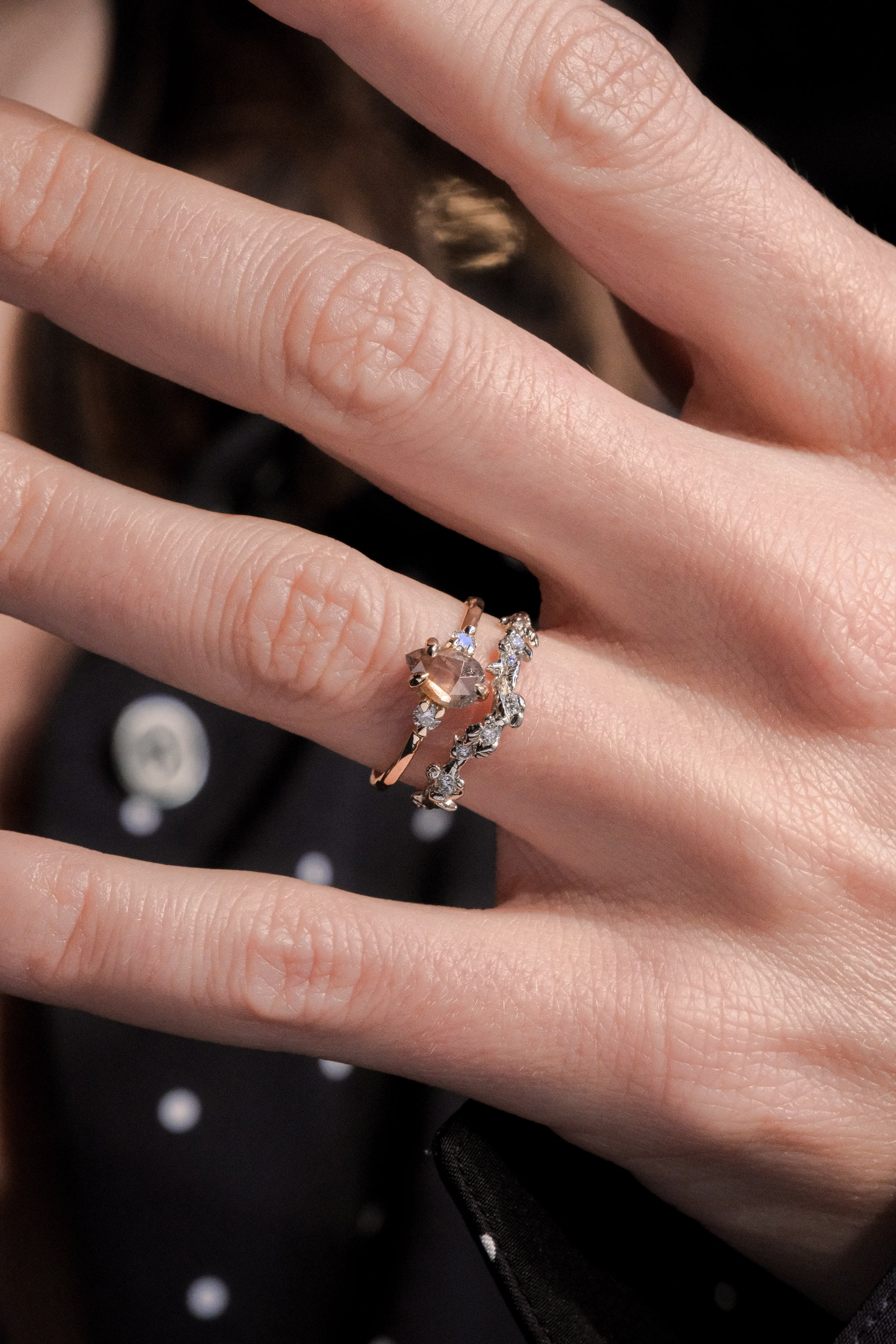 SHOULDER-SET PEACH SOLITAIRE 0.76