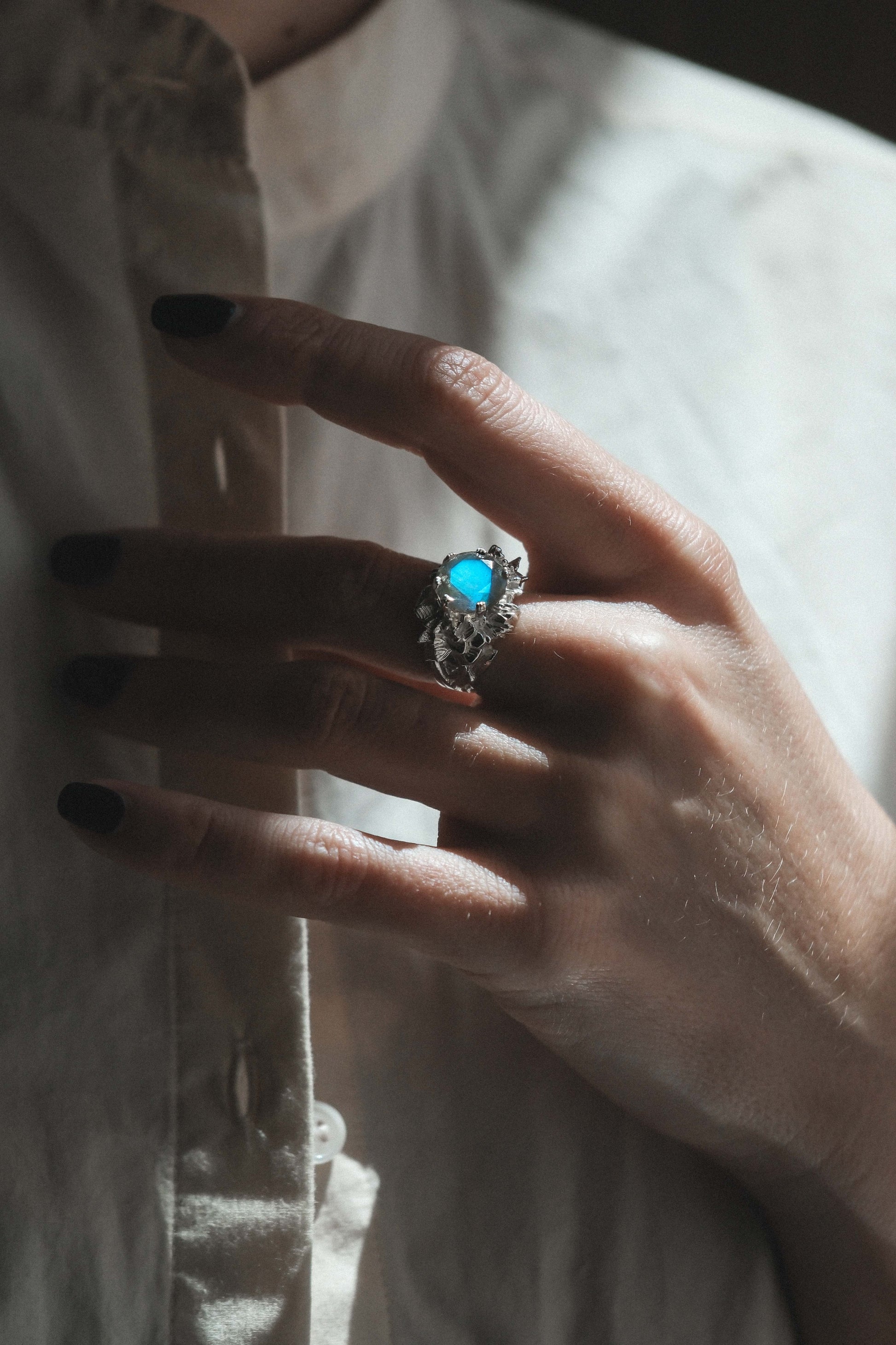 NYMPHÉA LABRA RING