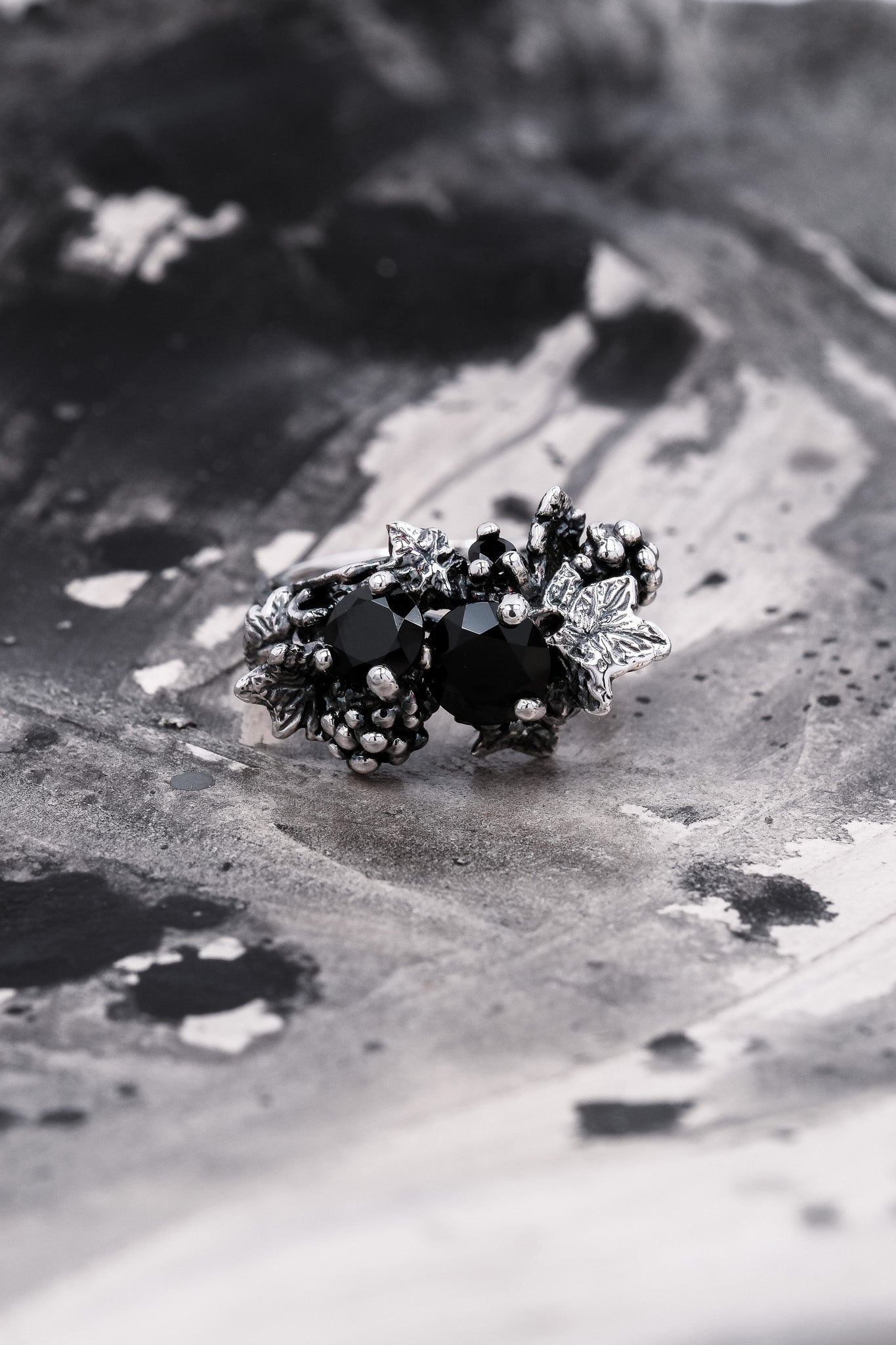 BAGUE BLACK VITIS