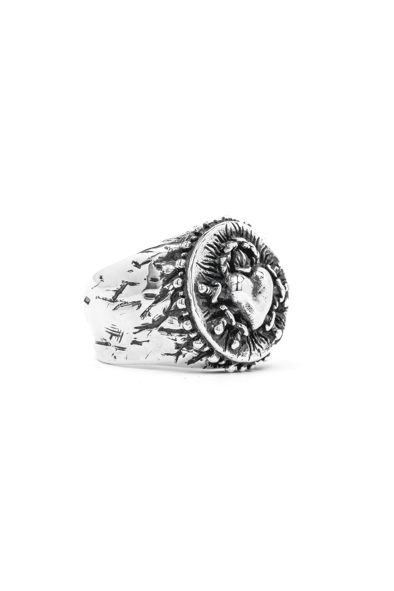 "SACRÉ-COEUR" SIGNET RING