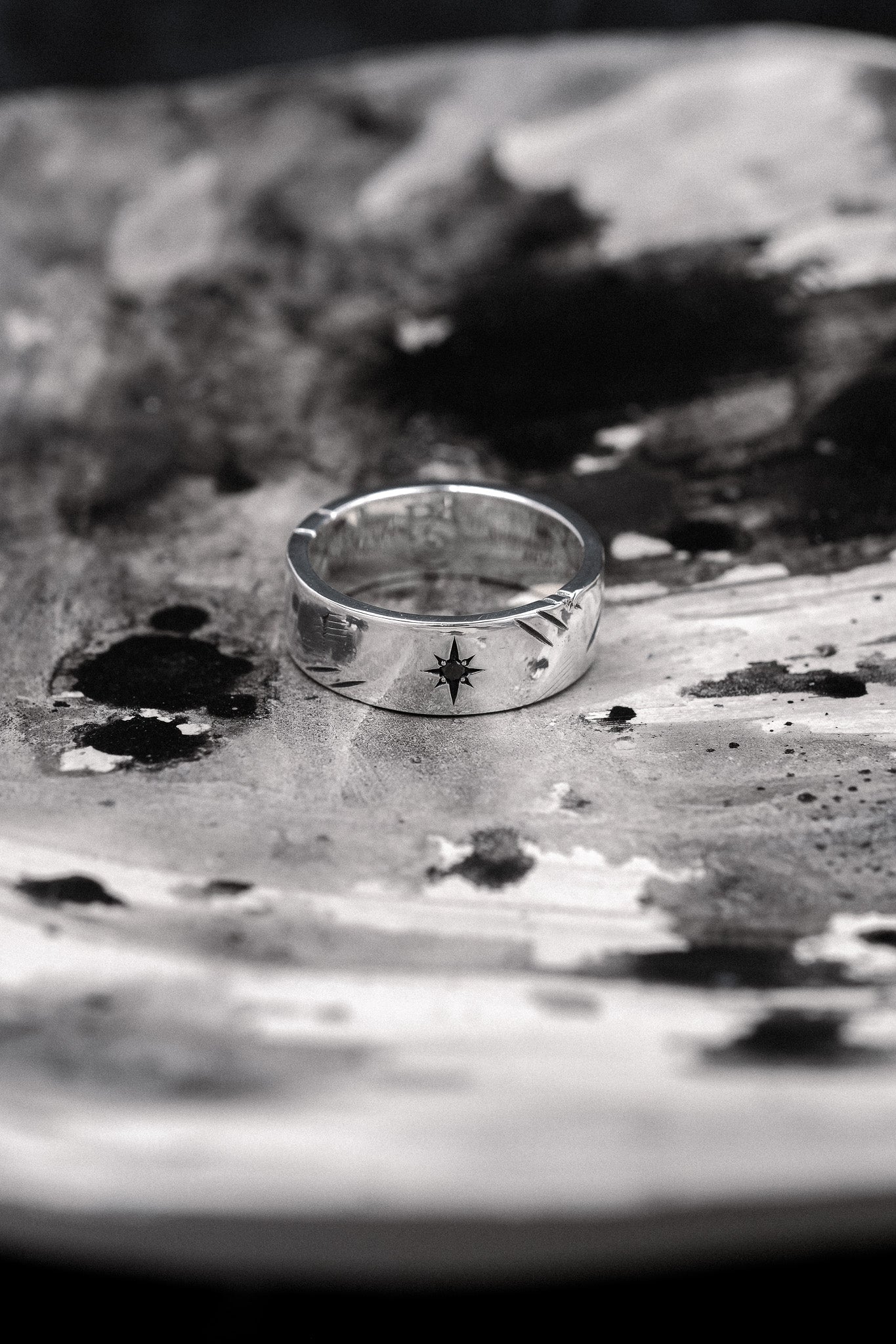 BLACKSTAR RING
