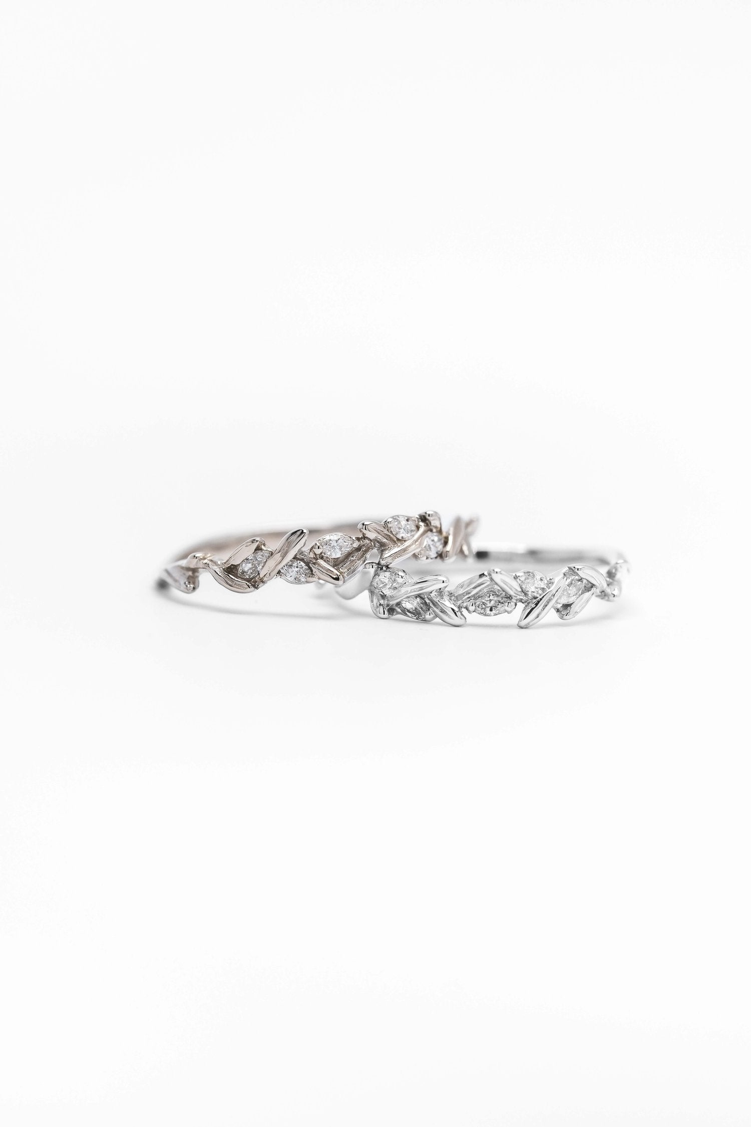 OLIVIA RING