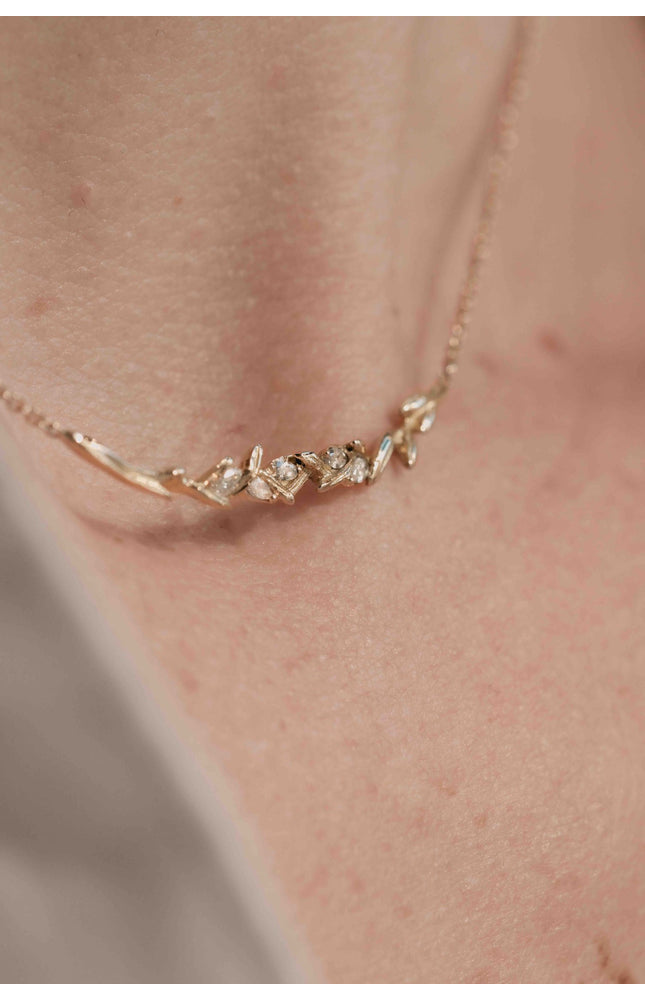 OLIVIA NECKLACE