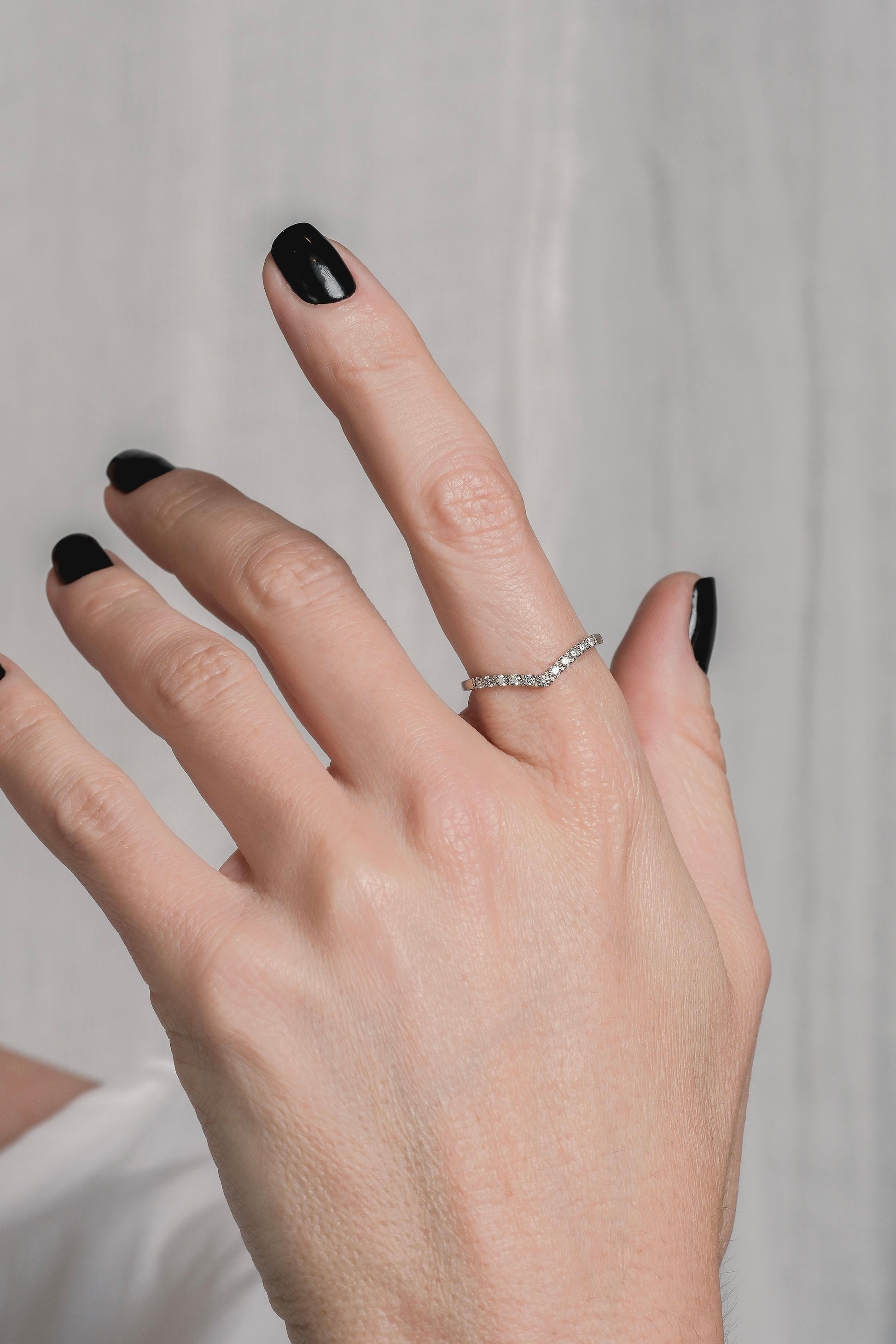 BAGUE NEL SEMI-PAVÉE