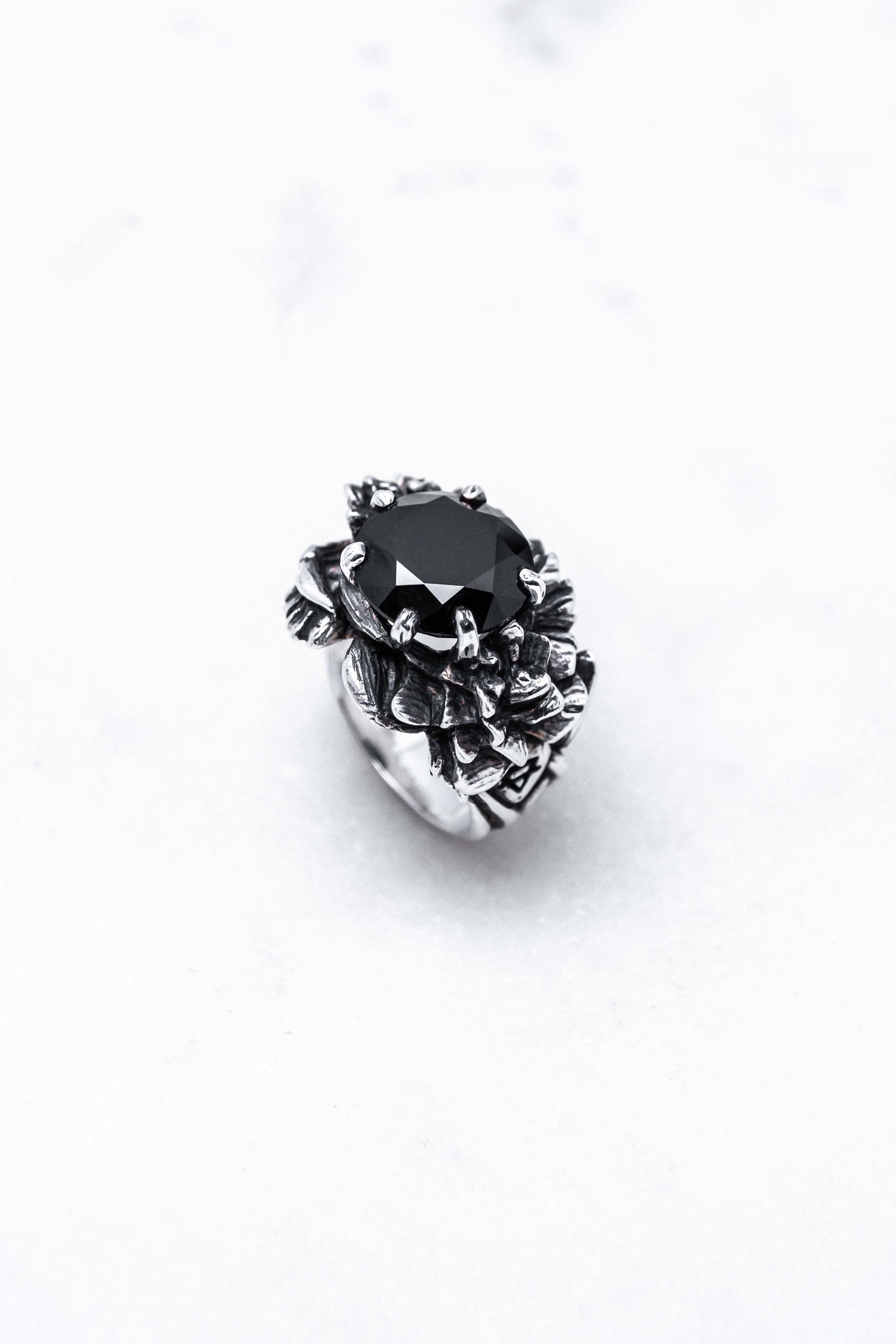 BAGUE BLACK NYMPHÉA