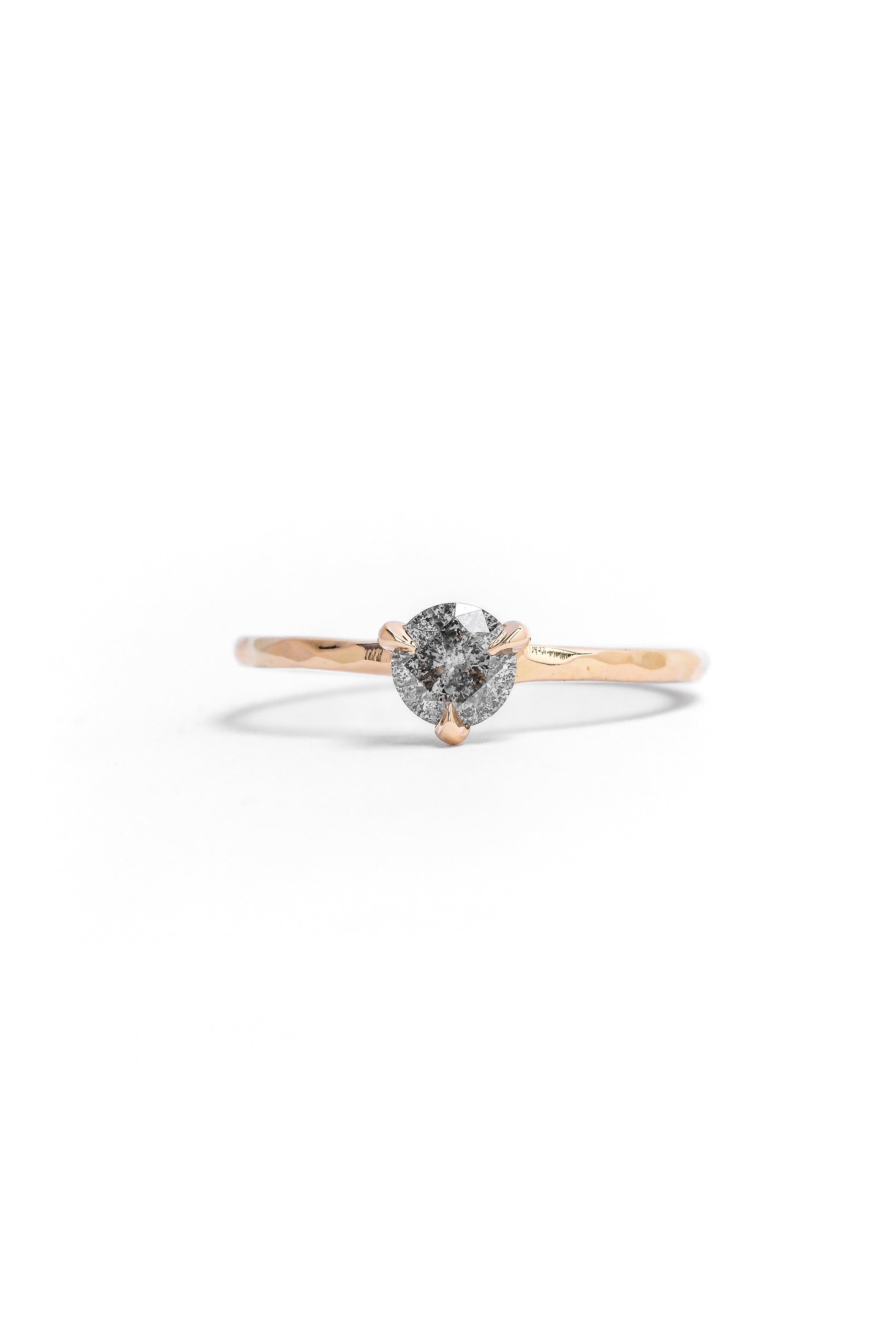 MILKY ROUND SOLITAIRE 0.44CT