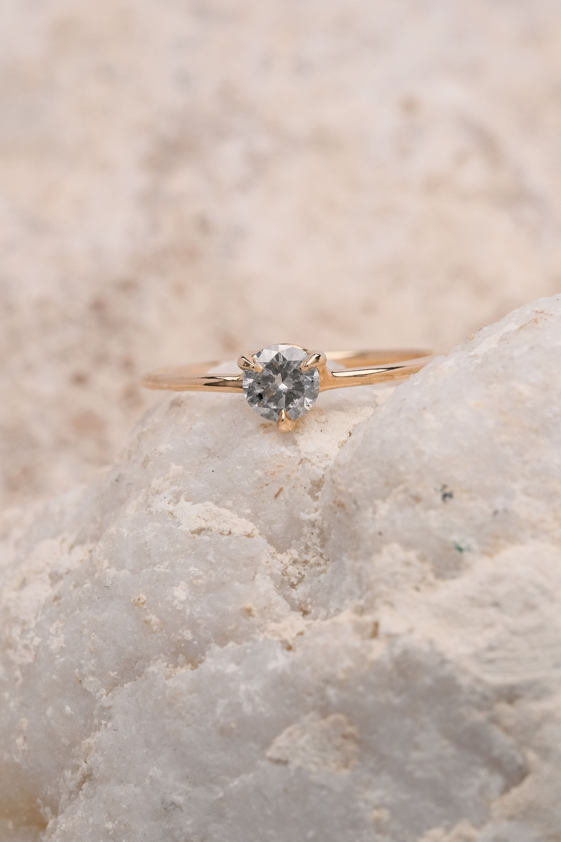 MILKY ROUND SOLITAIRE 0.34CT