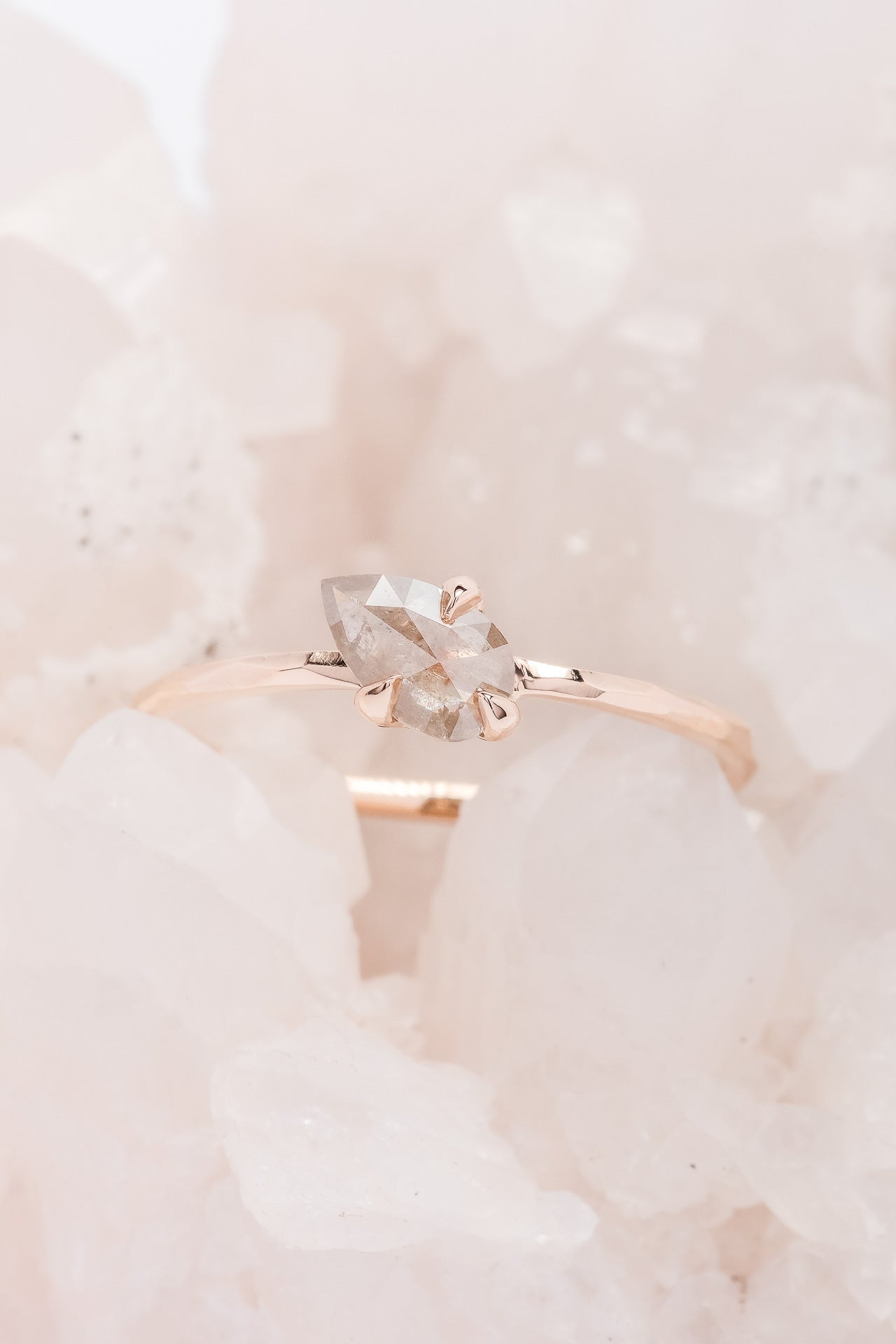 YELLOW/GREY PEAR SOLITAIRE