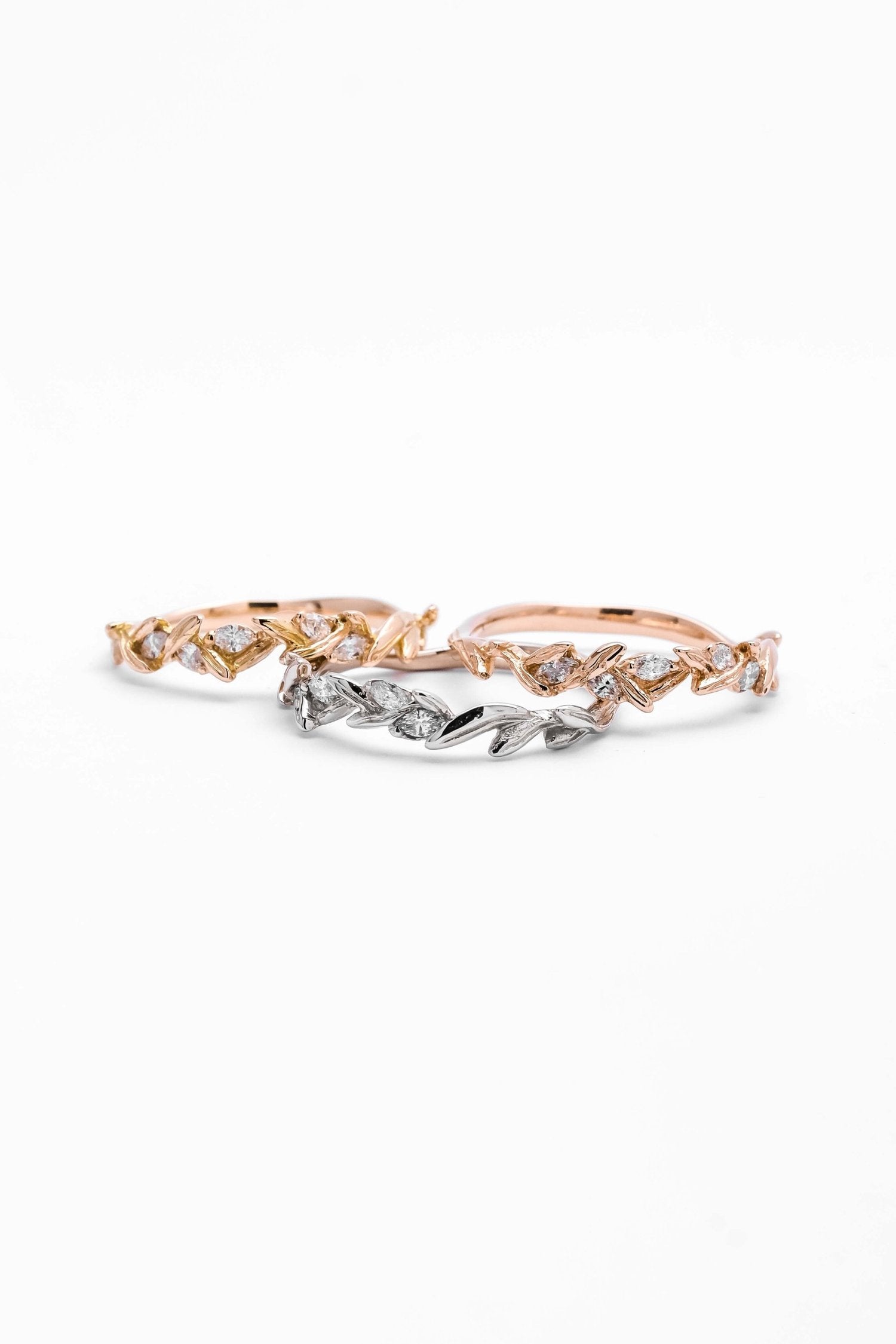 OLIVIA RING