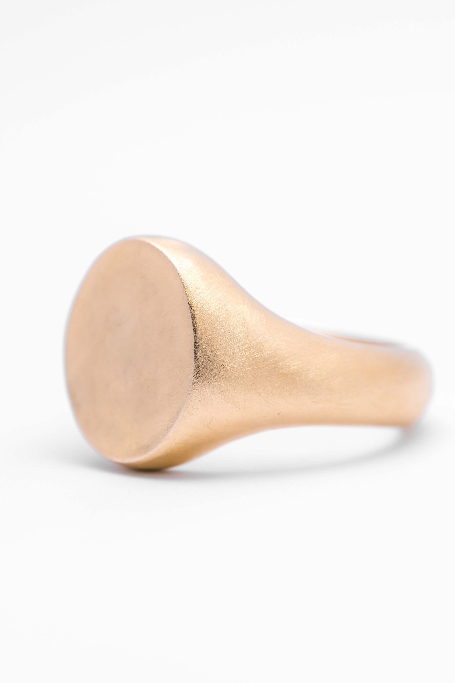OVALE RING