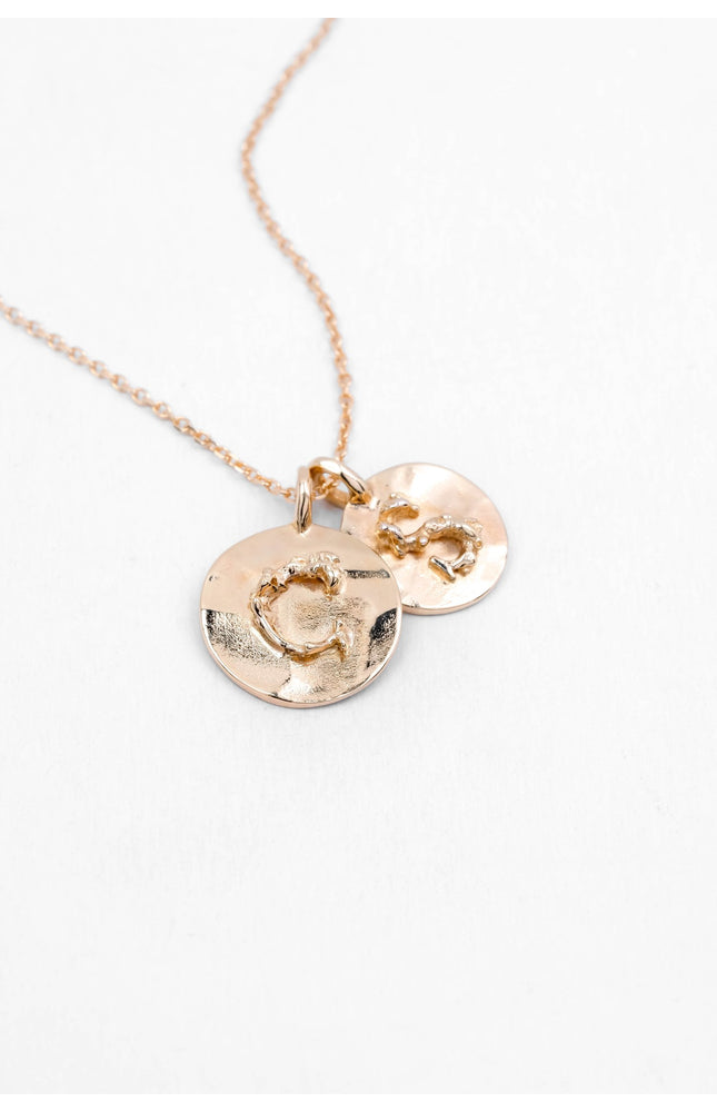 COLLIER-MÉDAILLE ALPHABET