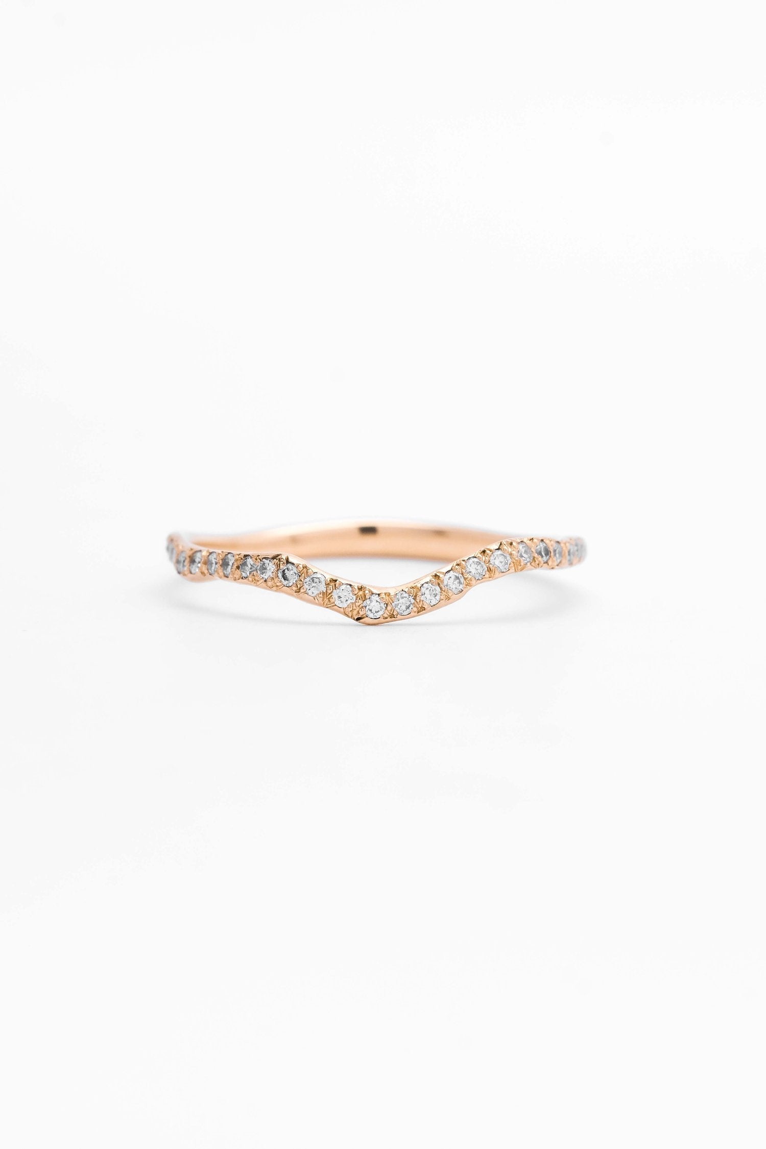 BAGUE LINE SEMI-PAVÉE