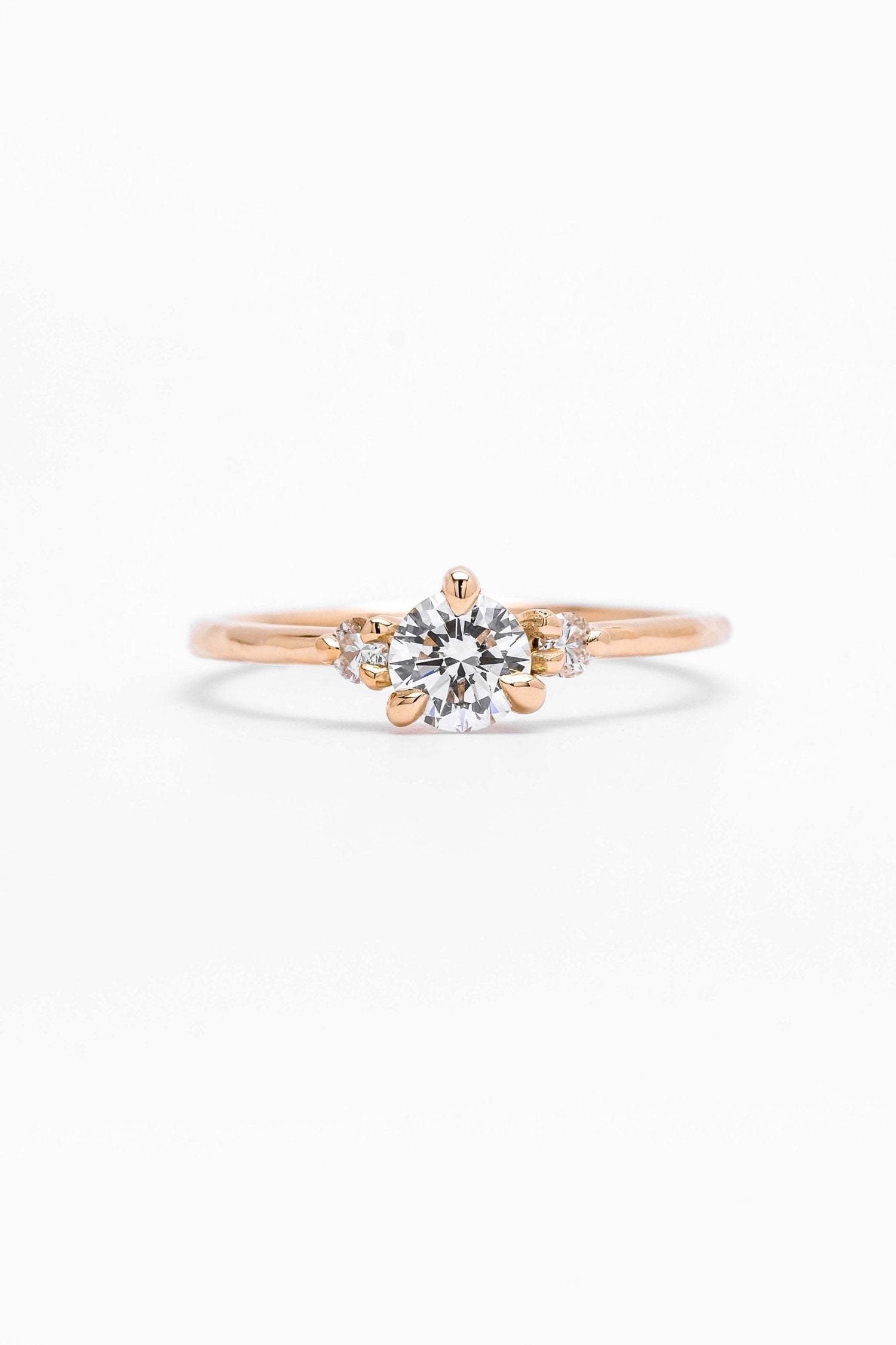 SOLITAIRE ÉPAULÉ TRINITA