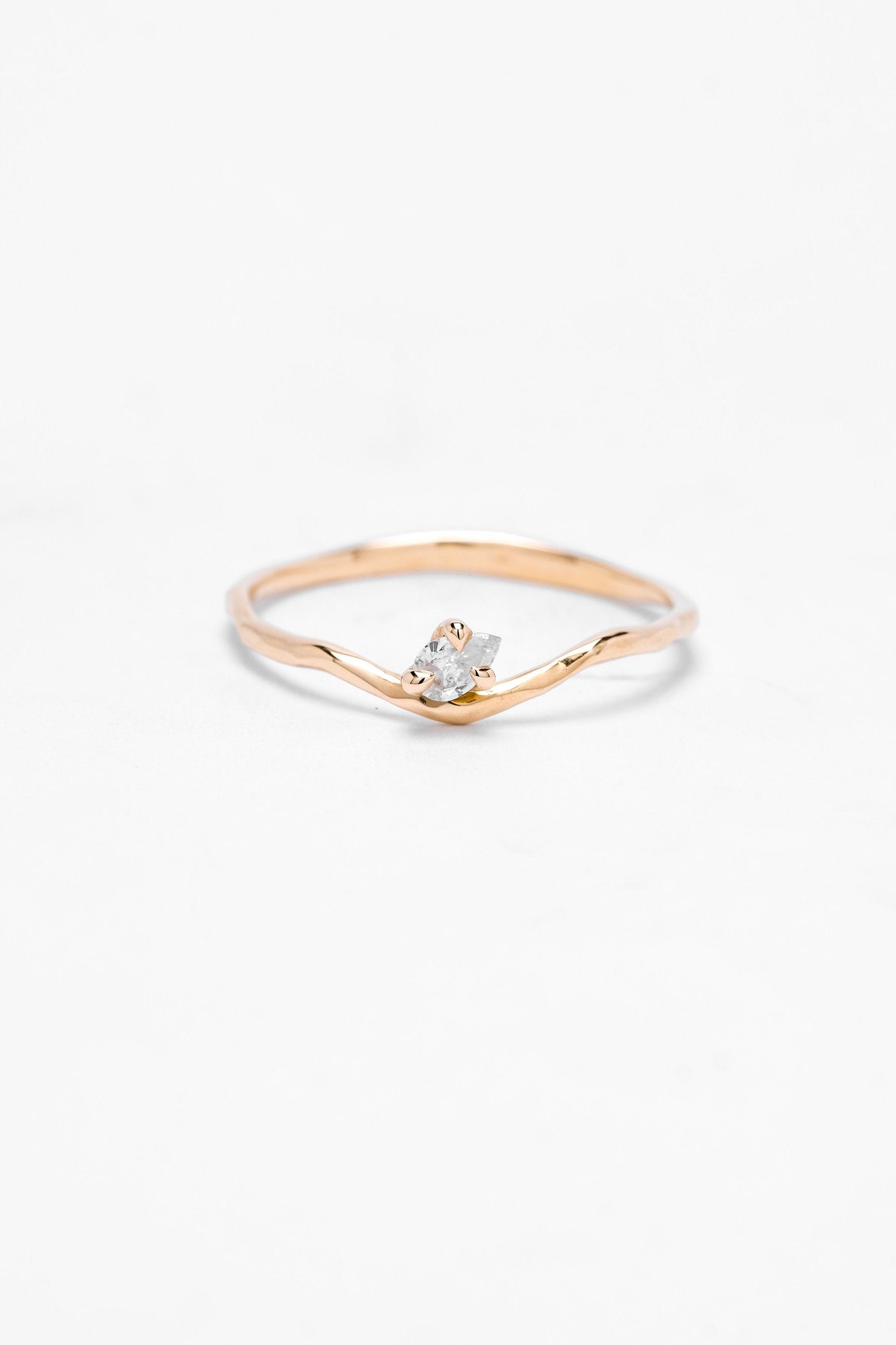TINY LINE PEAR SOLITAIRE 0.08CT