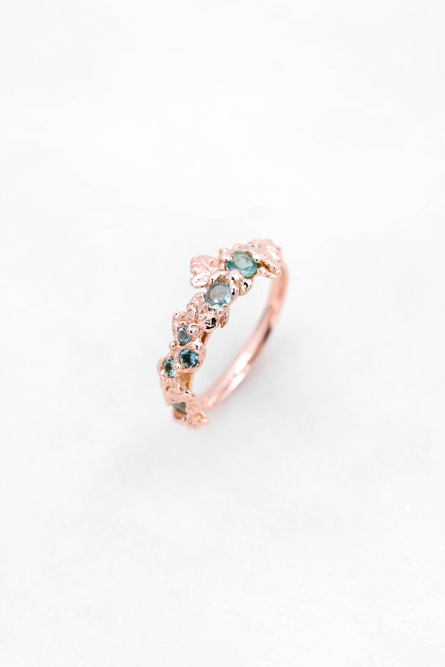 VINEA LUTEA II RING
