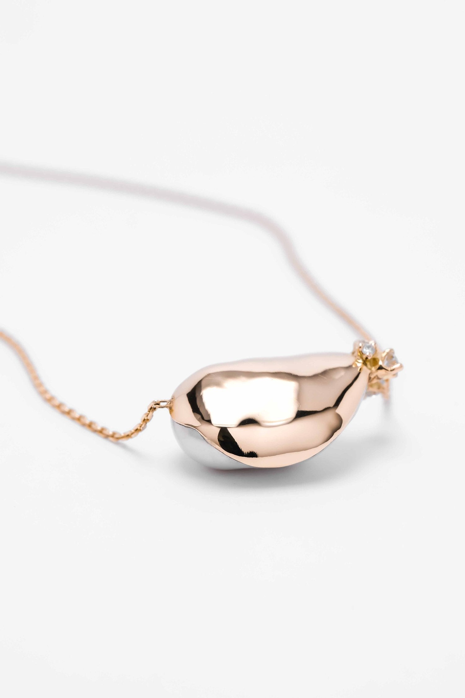 ONDINE NECKLACE