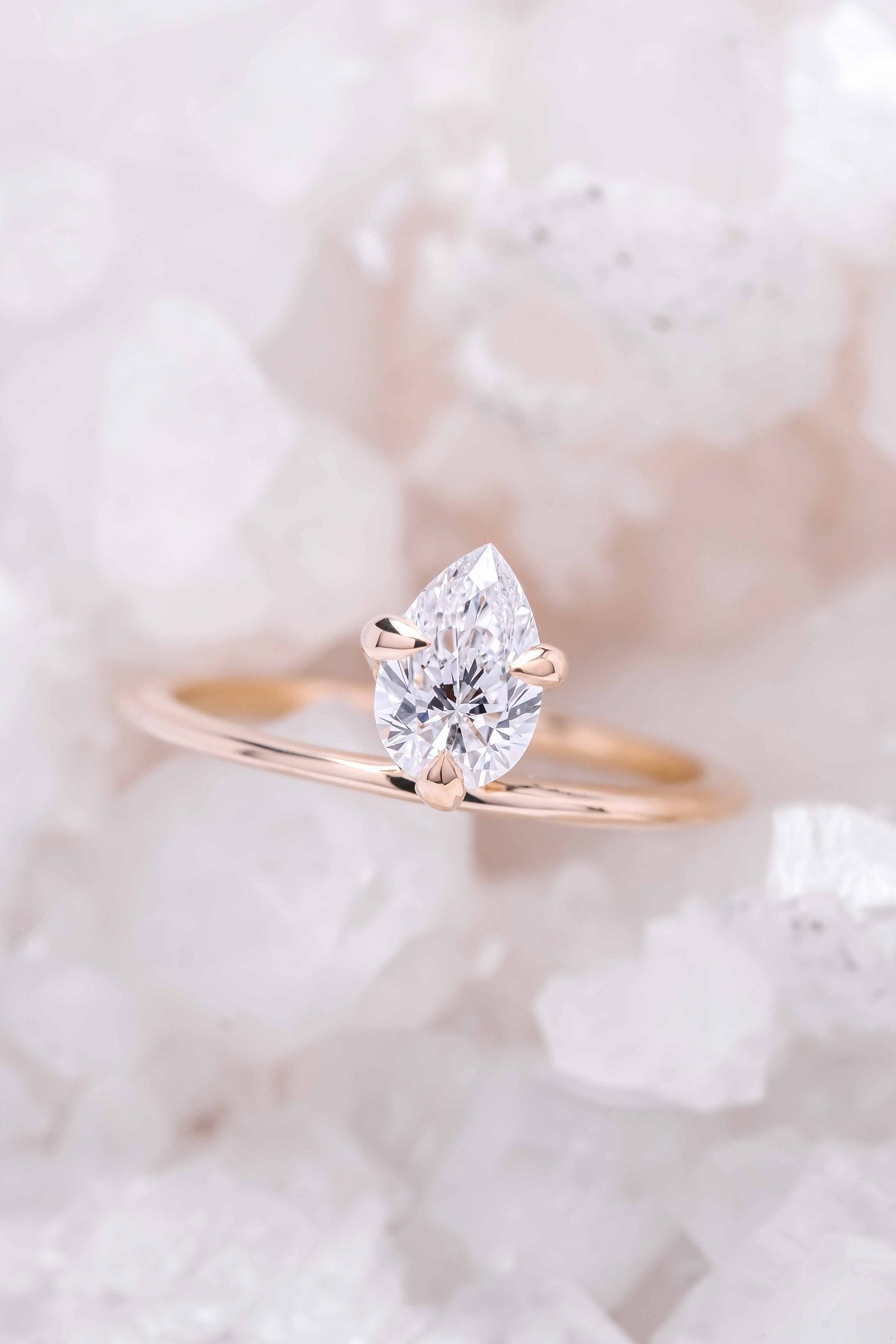 PEAR SOLITAIRE - ALBA